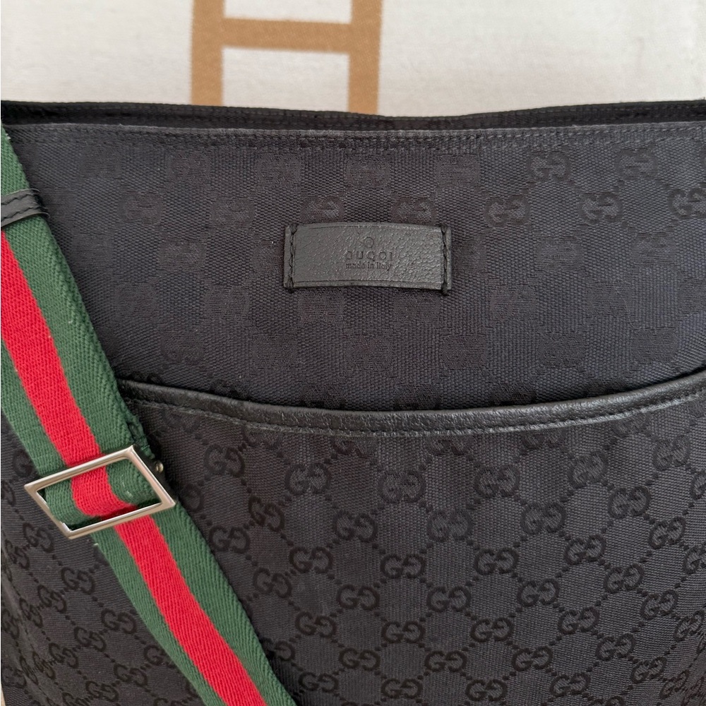Gucci authentic black monogram canvas crossbody Messanger bag red green ribbon - Picture 16 of 16